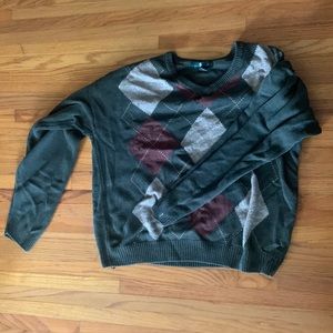 Hunt Club green red & white v-neck sweater
